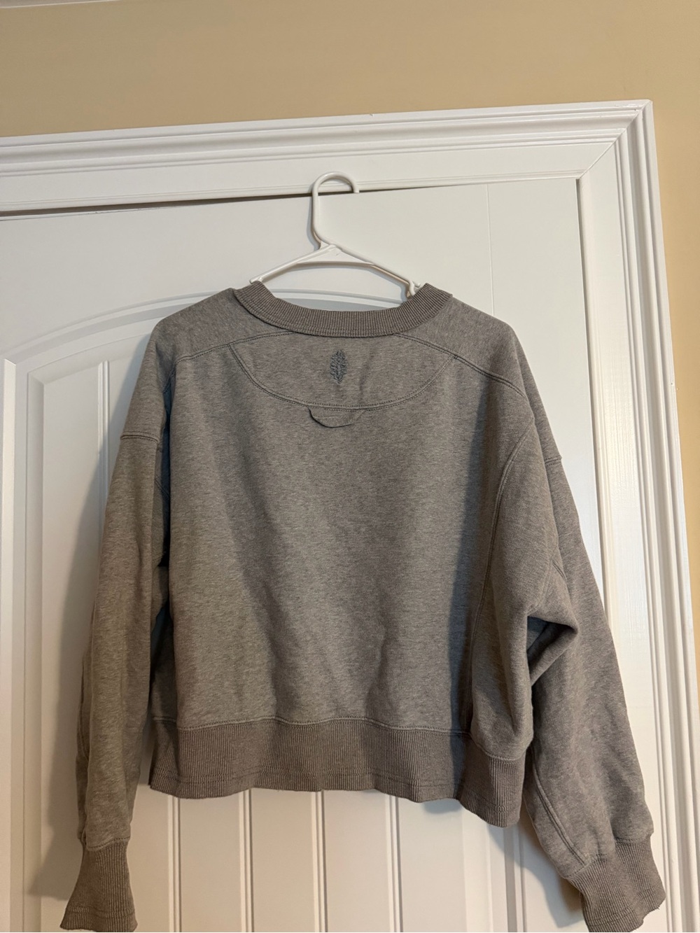 Free people oversized cropped sweatshirt - Picture 2 of 3